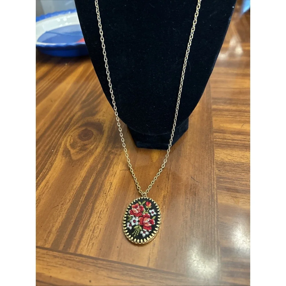 Vintage Hand Stitched‎ Roses Pendant Necklace needle point